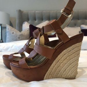Guess wedge leather sandals